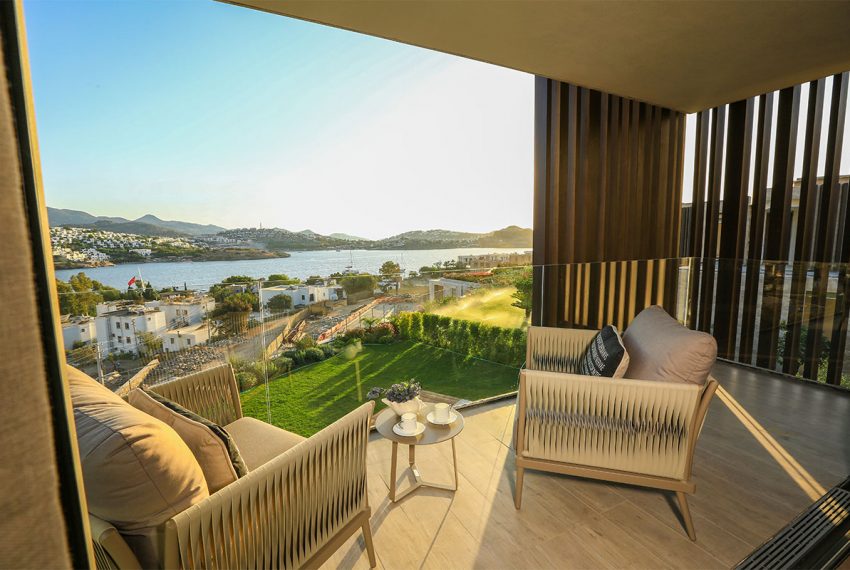 yalıkavakta satılık villa